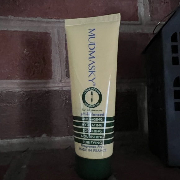 MUDMASKY | Serum-Infused Moisturizer 40ml / 1.35 fl. oz. - Picture 3 of 3